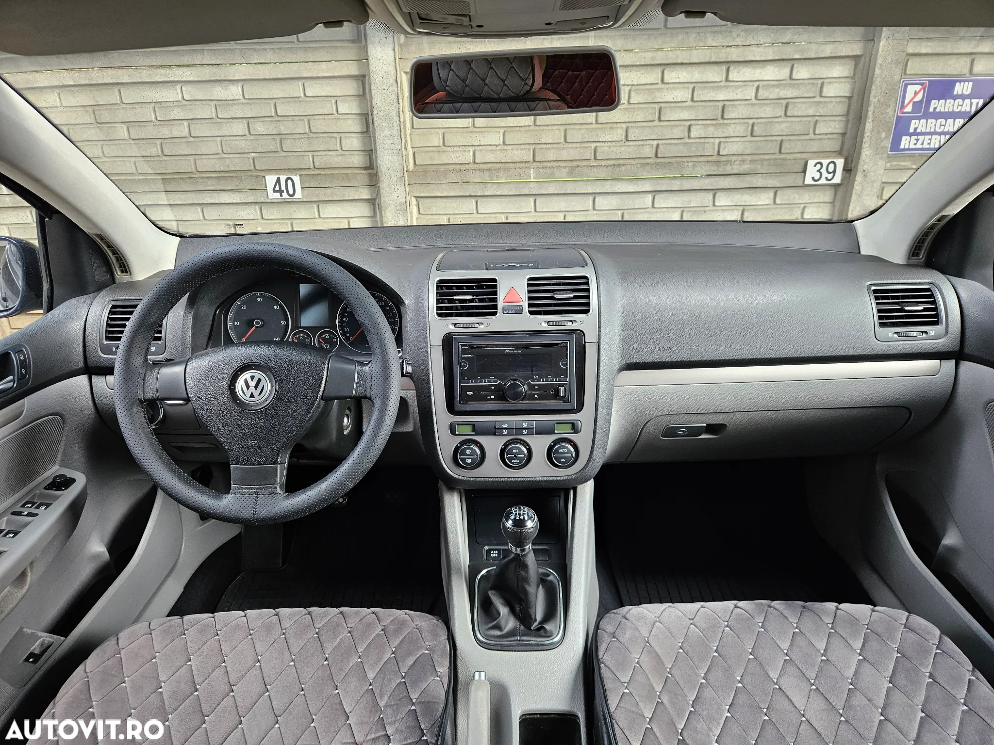 Volkswagen Golf - 7