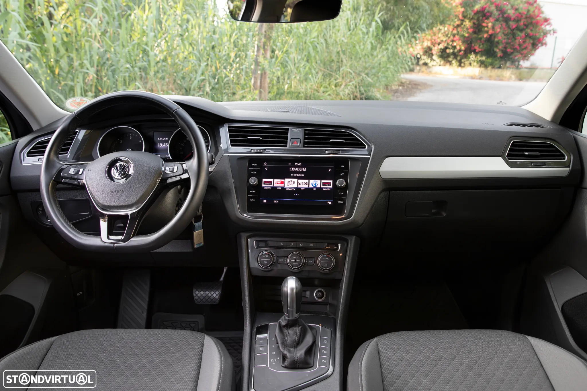 VW Tiguan 2.0 TDI Confortline DSG - 13