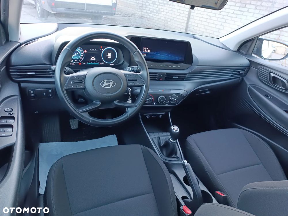 Hyundai i20 - 12