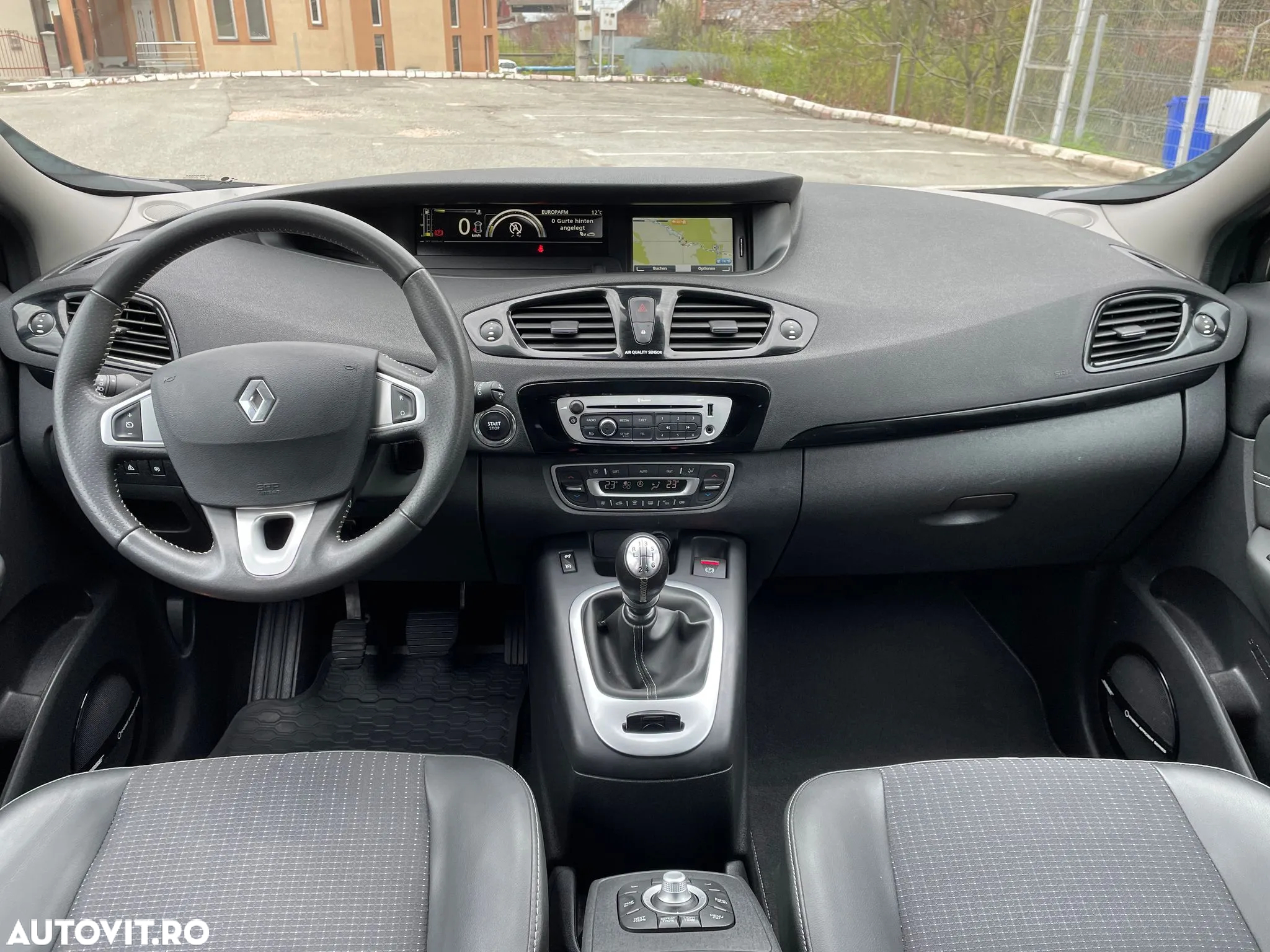 Renault Grand Scenic dCi 130 FAP Start & Stop Bose Edition - 8