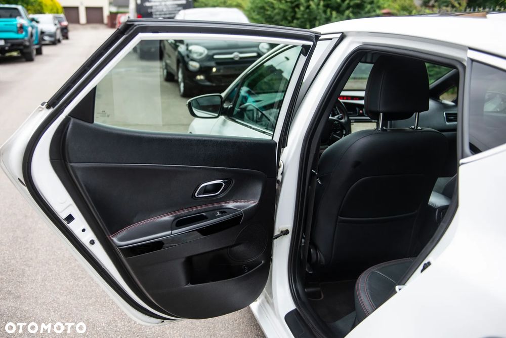 Kia Ceed 1.6 T-GDI GT - 31