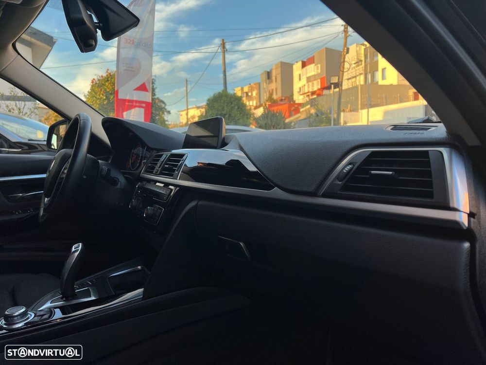 BMW 318 d Line Sport Auto - 21