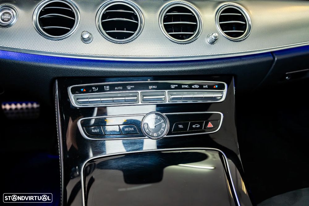 Mercedes-Benz E 220 d AMG Line - 45