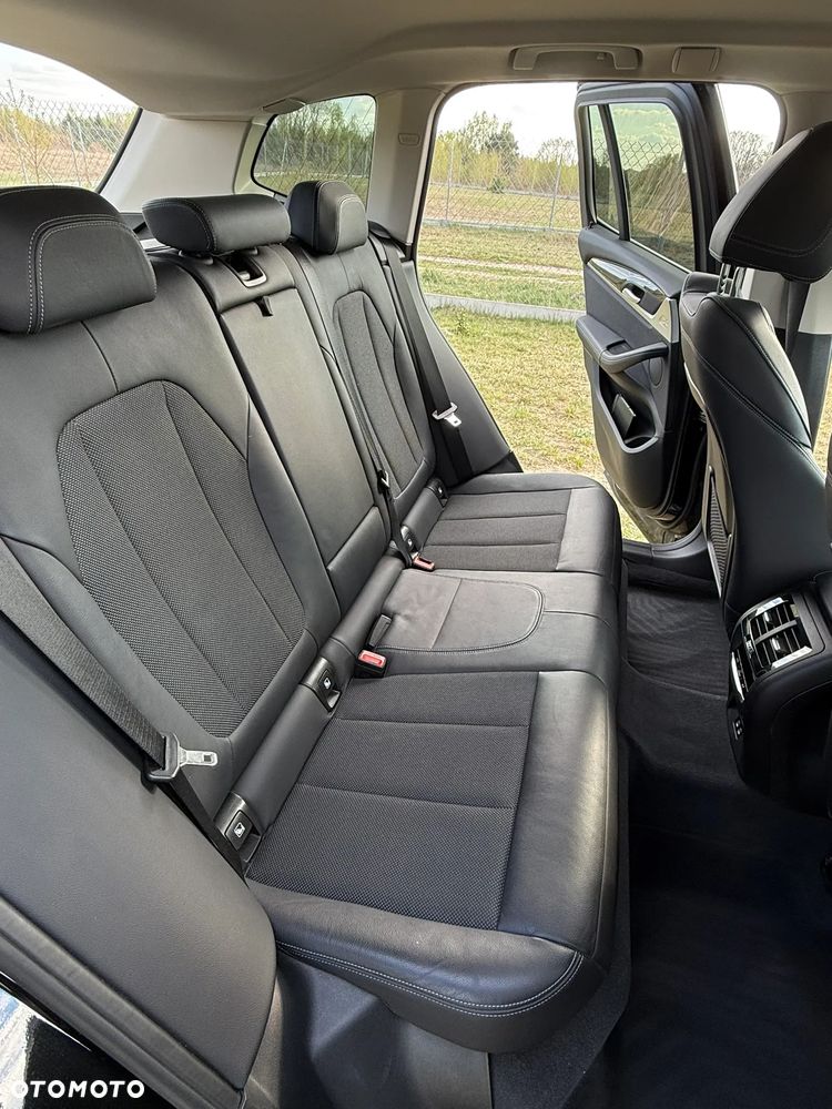 BMW X3 xDrive20i xLine - 11
