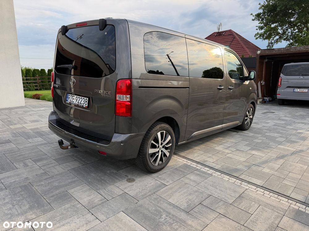 Toyota ProAce Kombi D-4D Medium 2,8t - 11