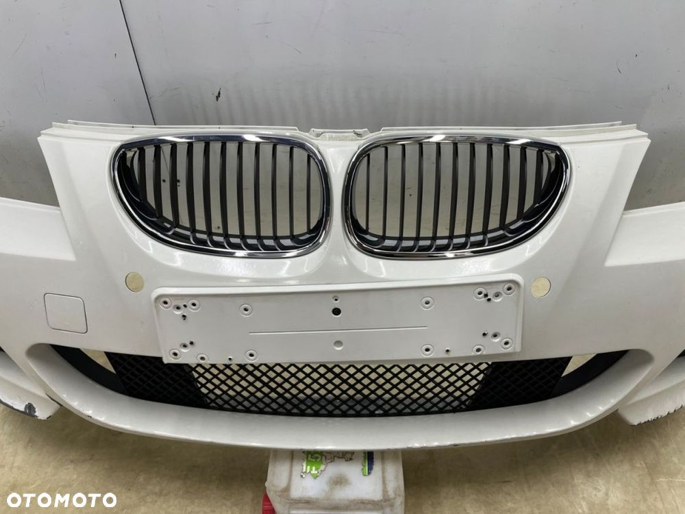 Zderzak przedni BMW 5 E60 E61 M-Pakiet 03-10r. przód 4XPDC spryski 7896582 - 4