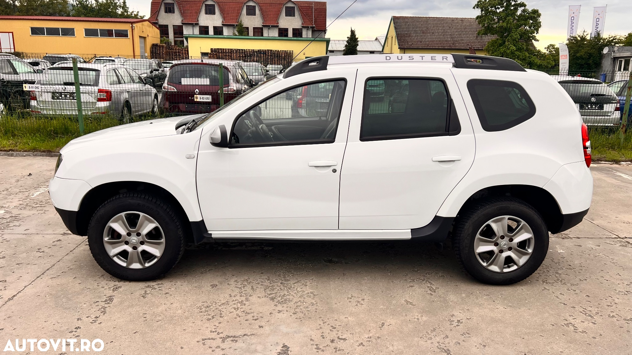 Dacia Duster dCi 110 FAP 4x4 Prestige - 14