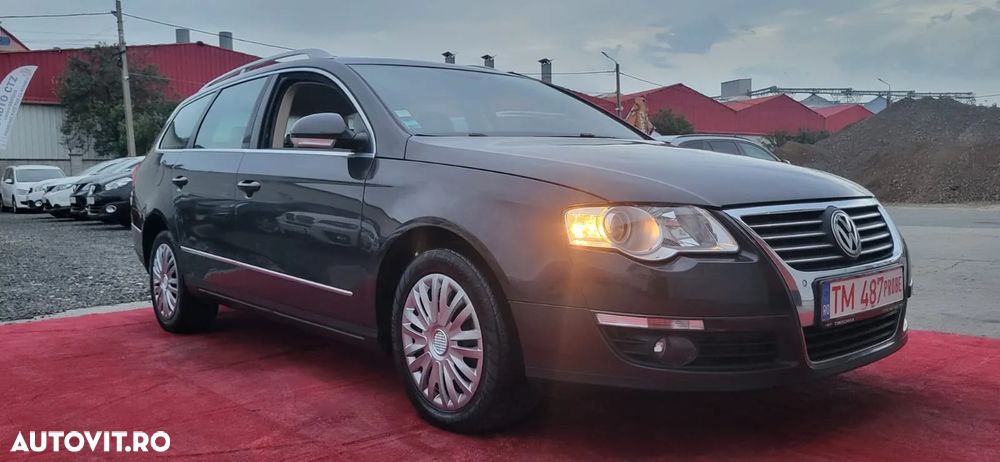 Volkswagen Passat Variant 2.0 Blue TDI DSG SCR Highline - 11