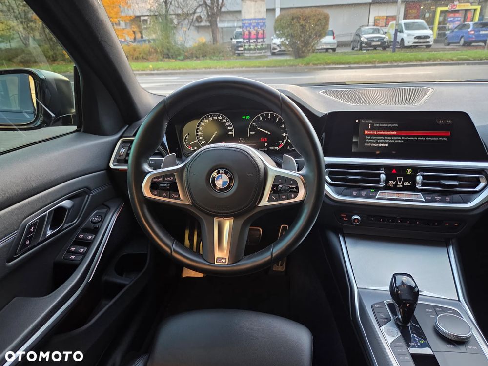 BMW Seria 3 320i xDrive M Sport sport - 22