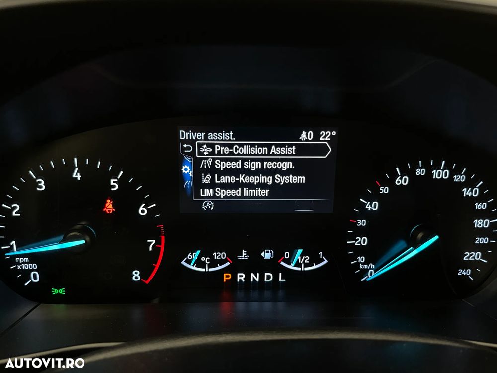 Ford Focus 1.0 EcoBoost Trend Edition - 26