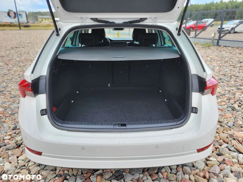 Skoda Octavia 1.5 TSI ACT Ambition - 12