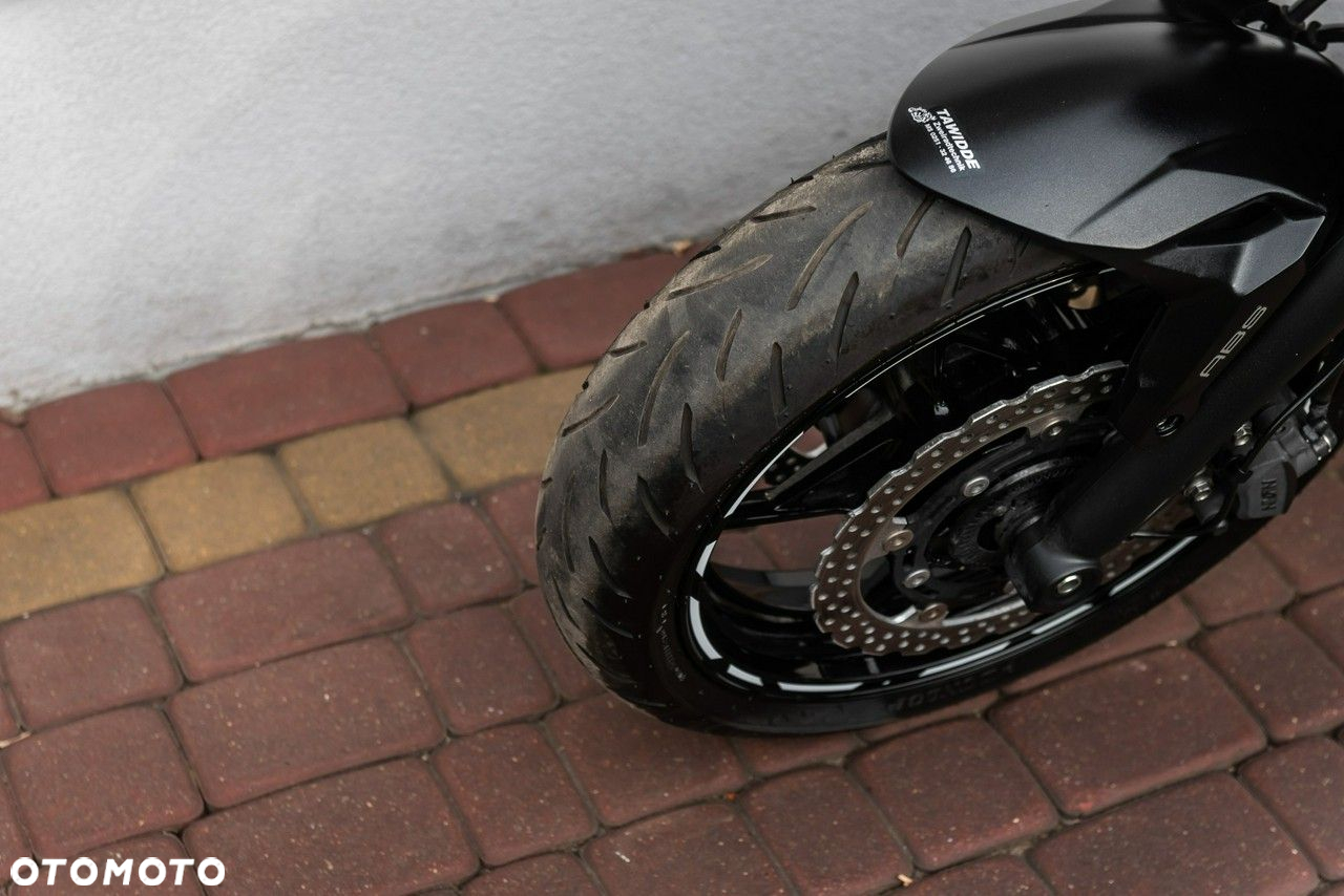 Kawasaki Z - 7