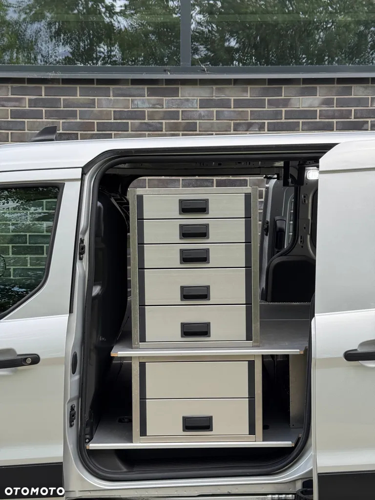 Ford Transit Connect - 21