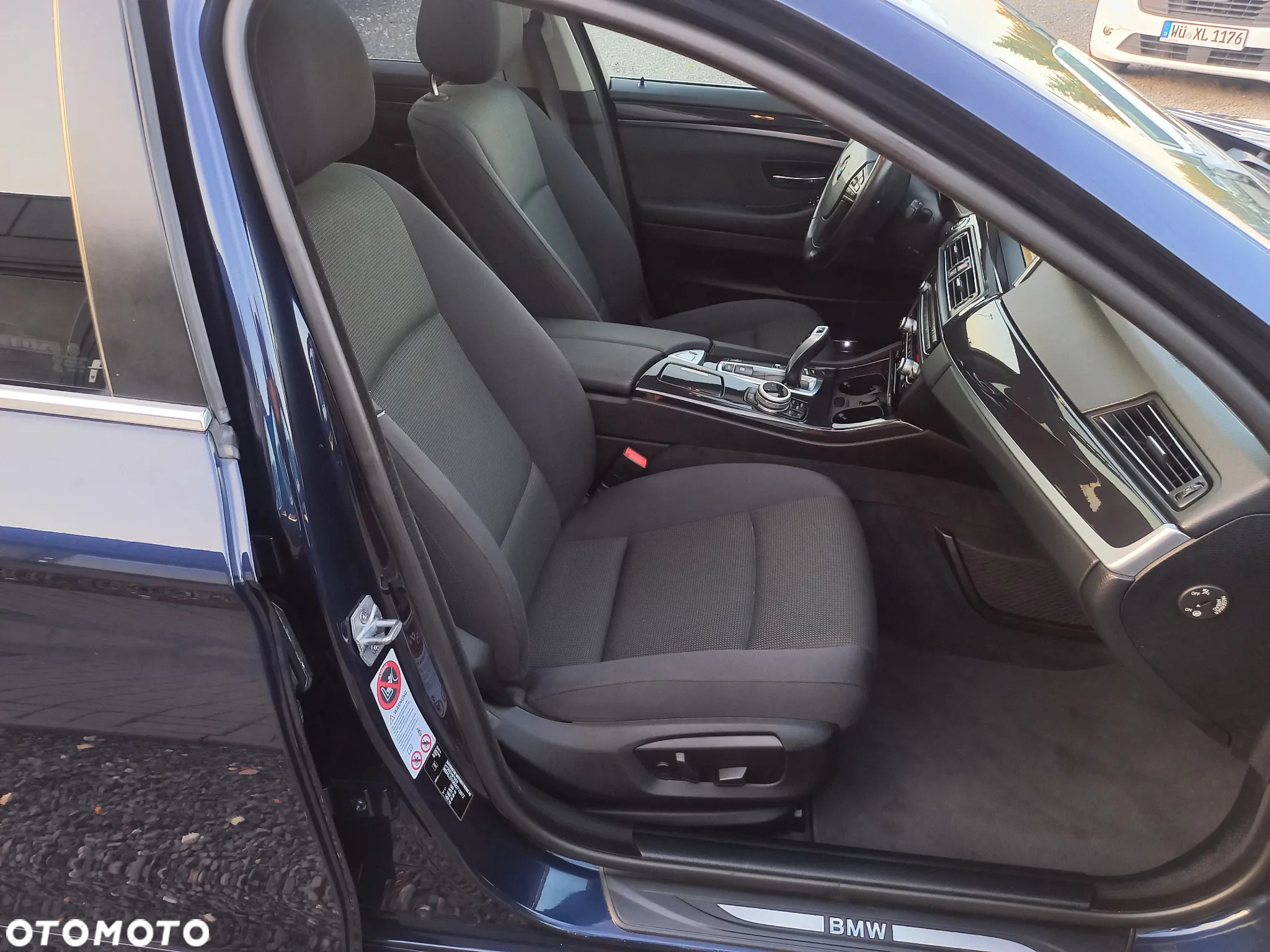 BMW Seria 5 520d Touring - 23