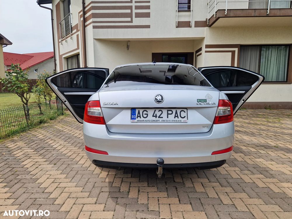 Skoda Octavia 1.6 TDI ELEGANCE - 18