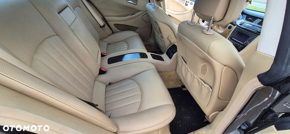 Mercedes-Benz CLS 500 7G-TRONIC - 15