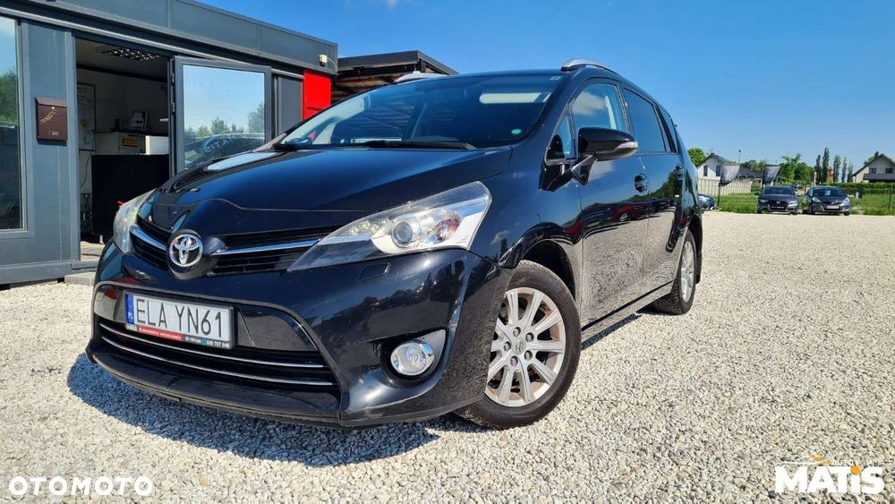 Toyota Verso - 5
