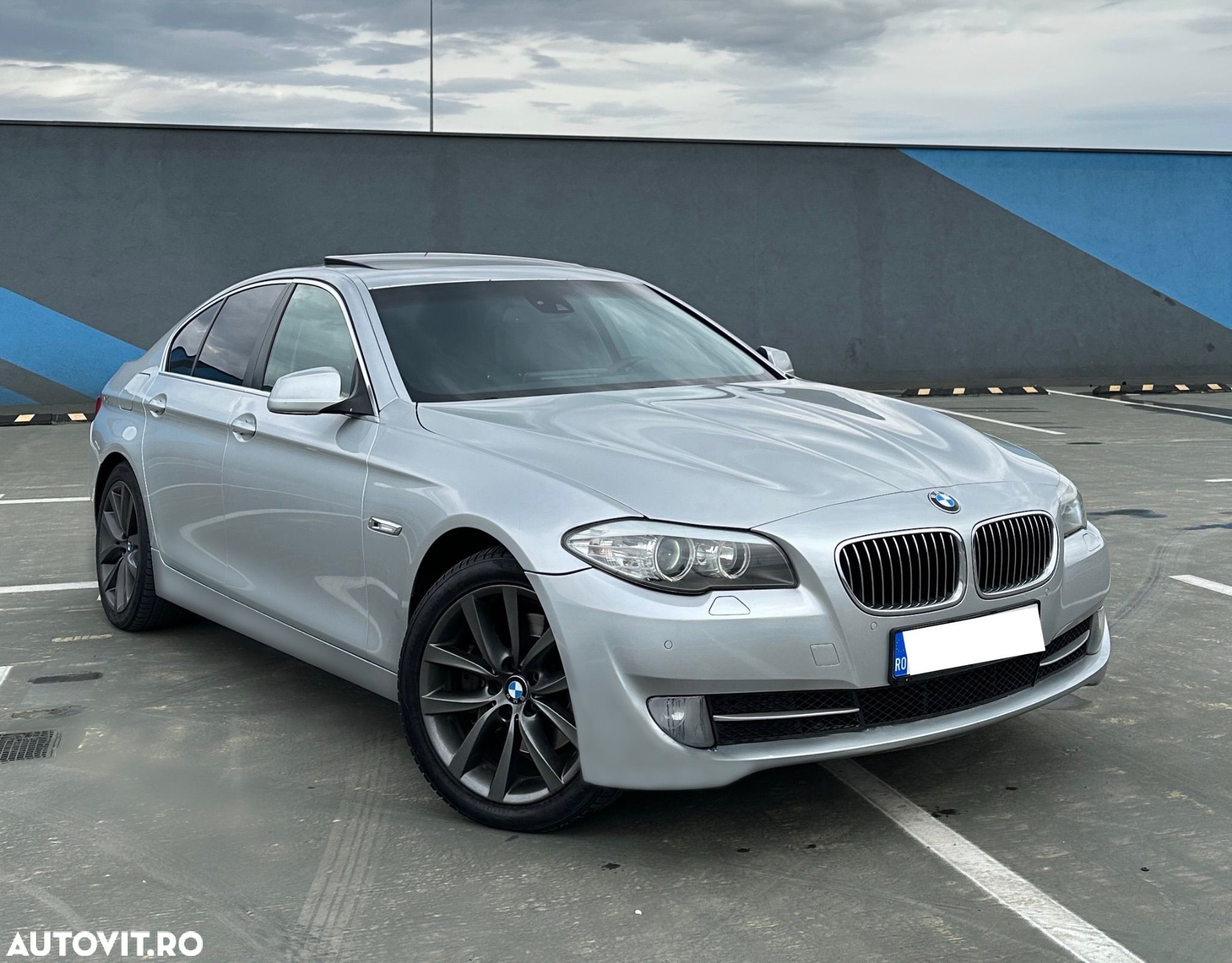 BMW Seria 5 525d Aut. - 1