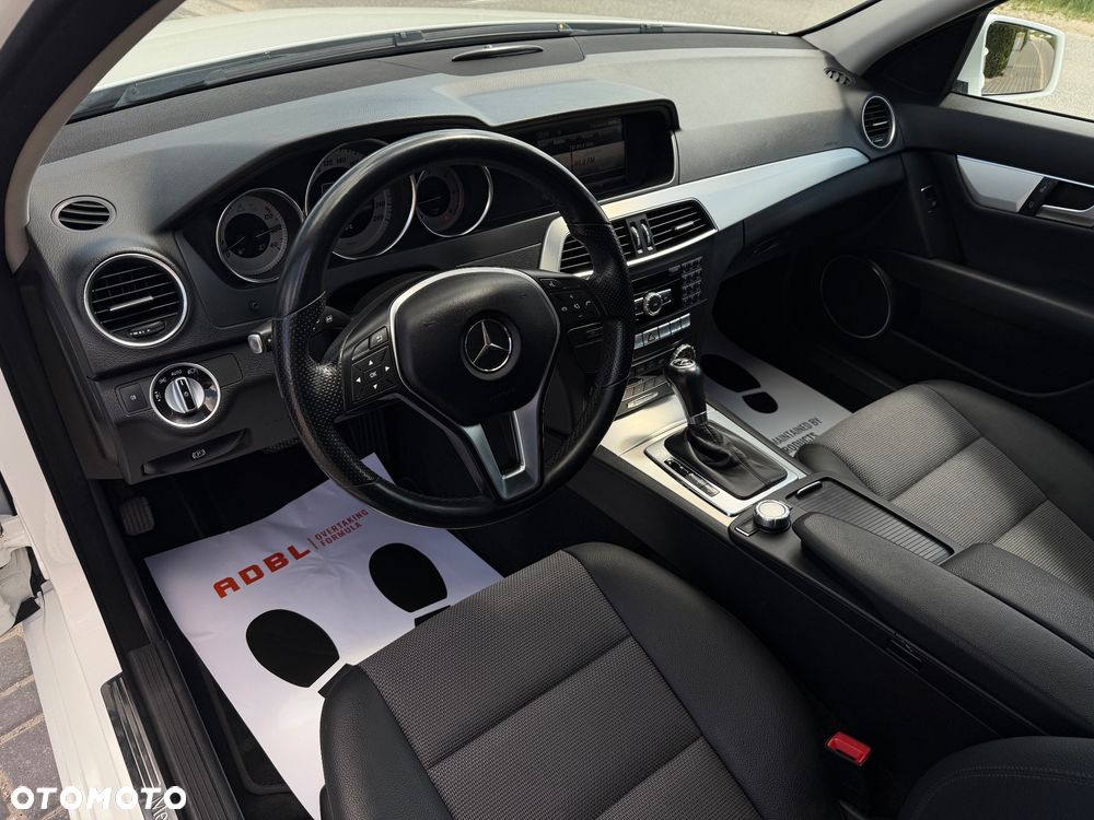 Mercedes-Benz Klasa C 220 CDI 7G-TRONIC Avantgarde Edition - 11