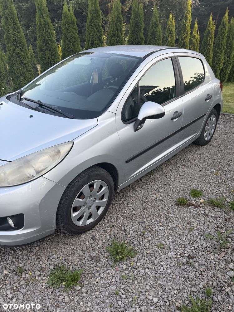 Peugeot 207 - 2