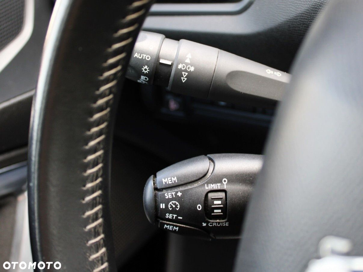 Peugeot 308 1.5 BlueHDi Active S&S - 25