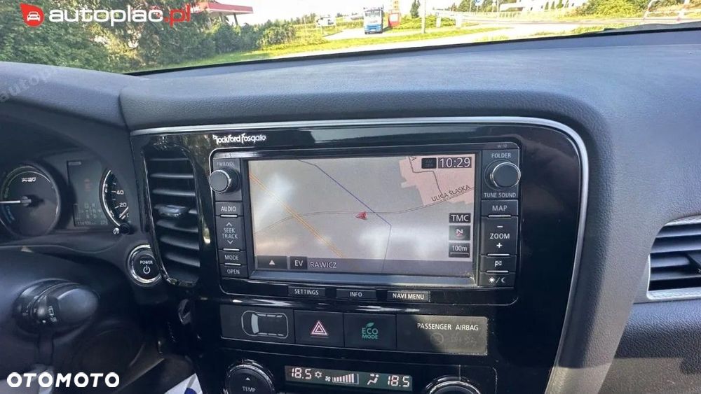 Mitsubishi Outlander - 21