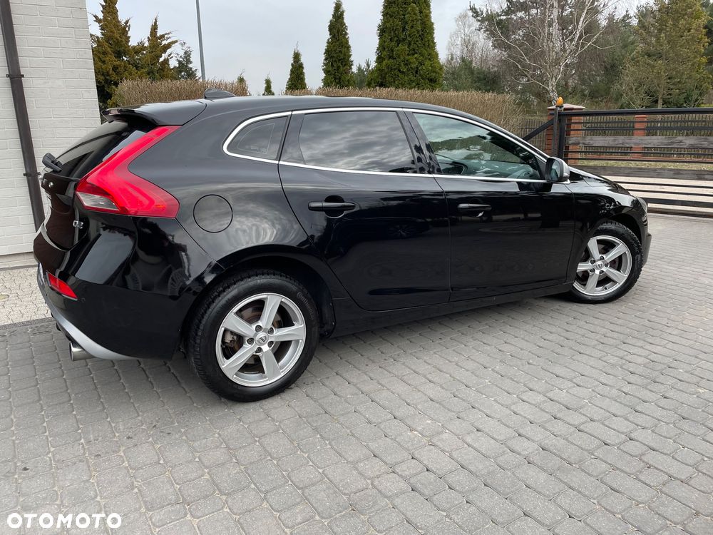 Volvo V40 D2 RDesign - 23