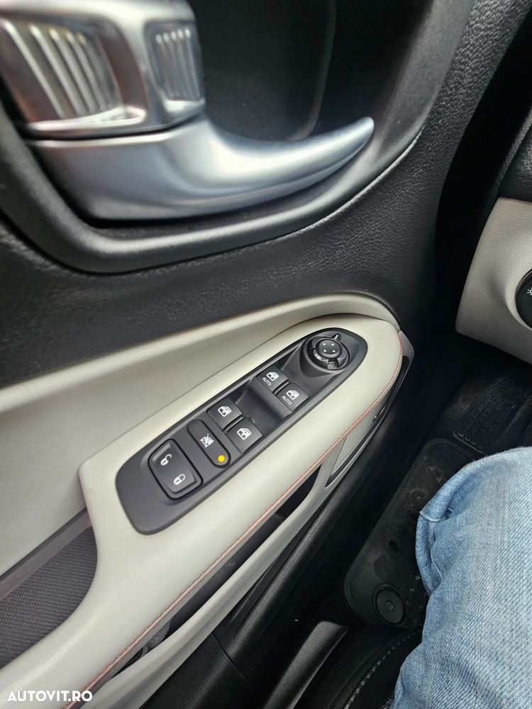 Jeep Compass 2.0 M-Jet 4x4 AT Limited - 16