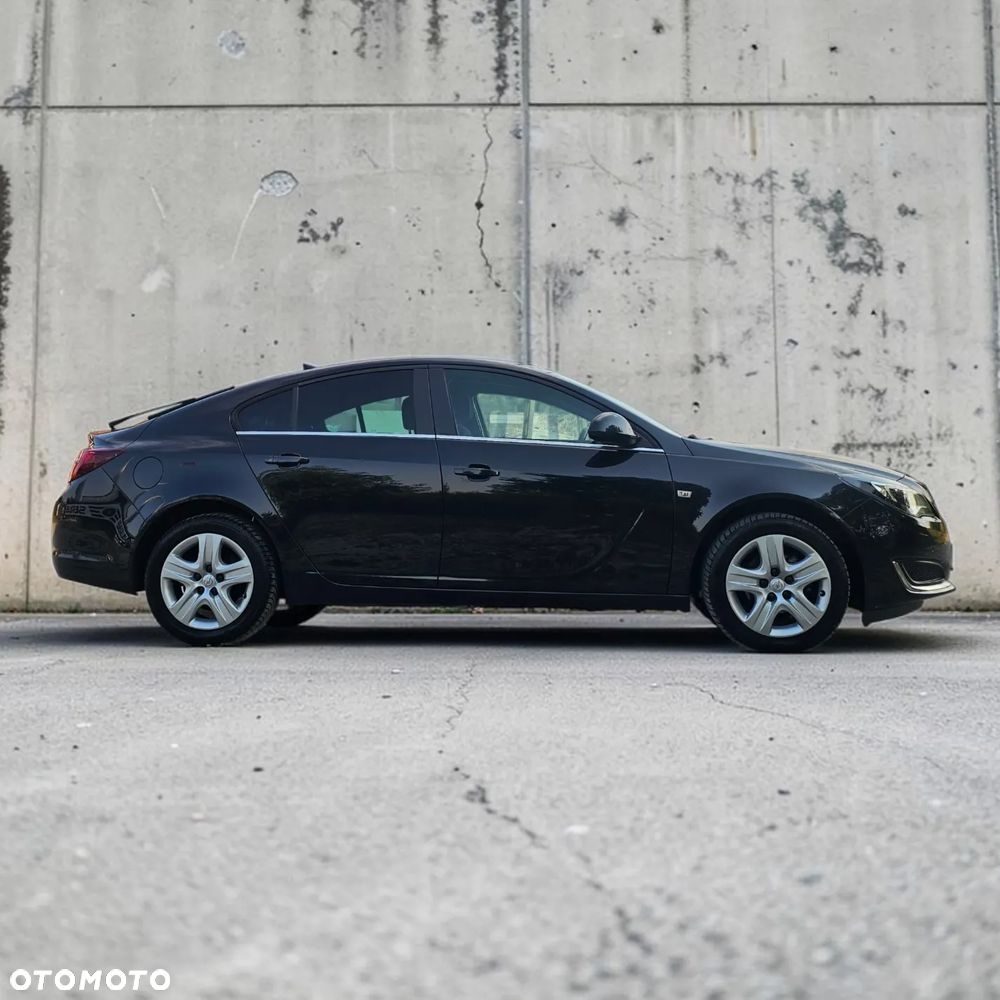 Opel Insignia 1.6 ECOTEC DI Turbo ecoFLEX Start/Stop Business Edition - 2