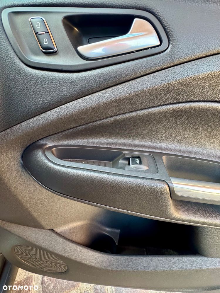 Ford Kuga 2.0 TDCi 4WD Trend - 16