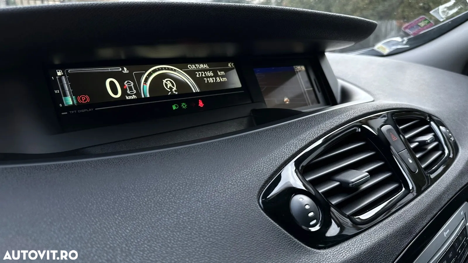 Renault Grand Scenic ENERGY dCi 130 BOSE EDITION - 20