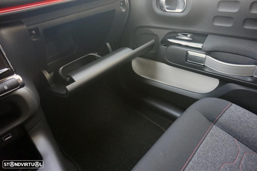 Citroën C3 1.2 PureTech Shine - 18