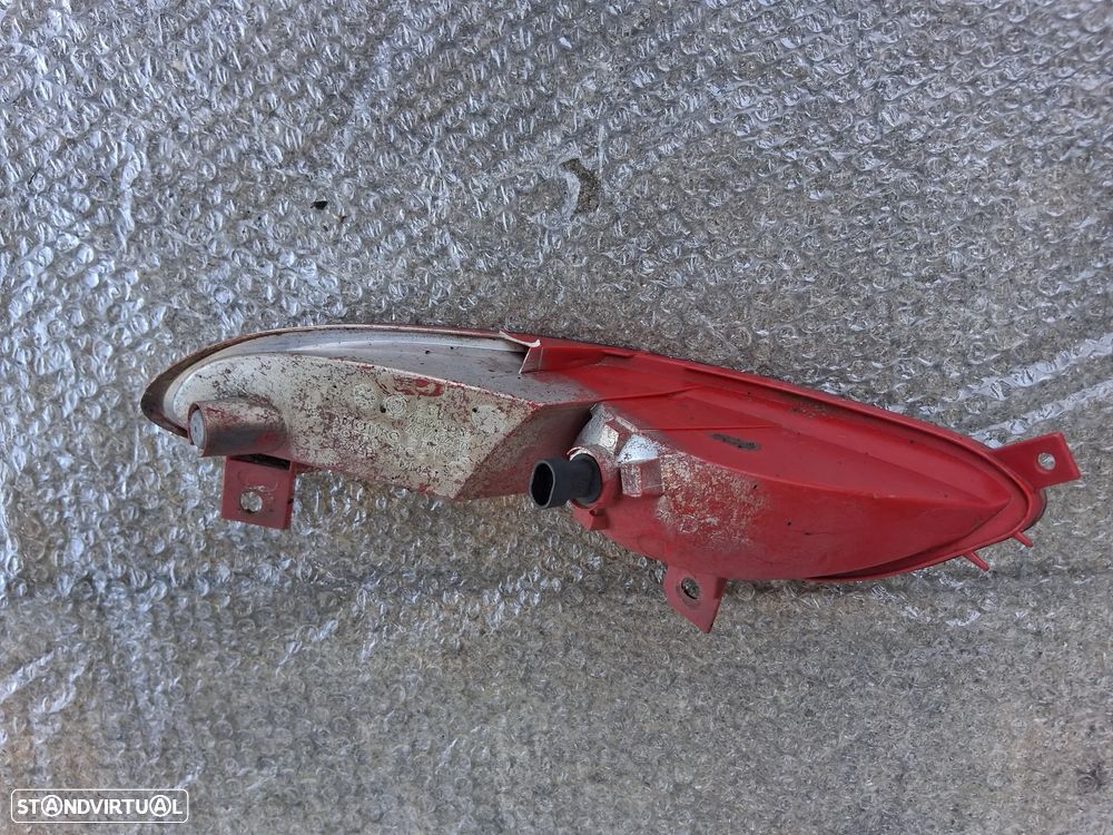 Farolim tras do para-choques Alfa Romeo GT - 4