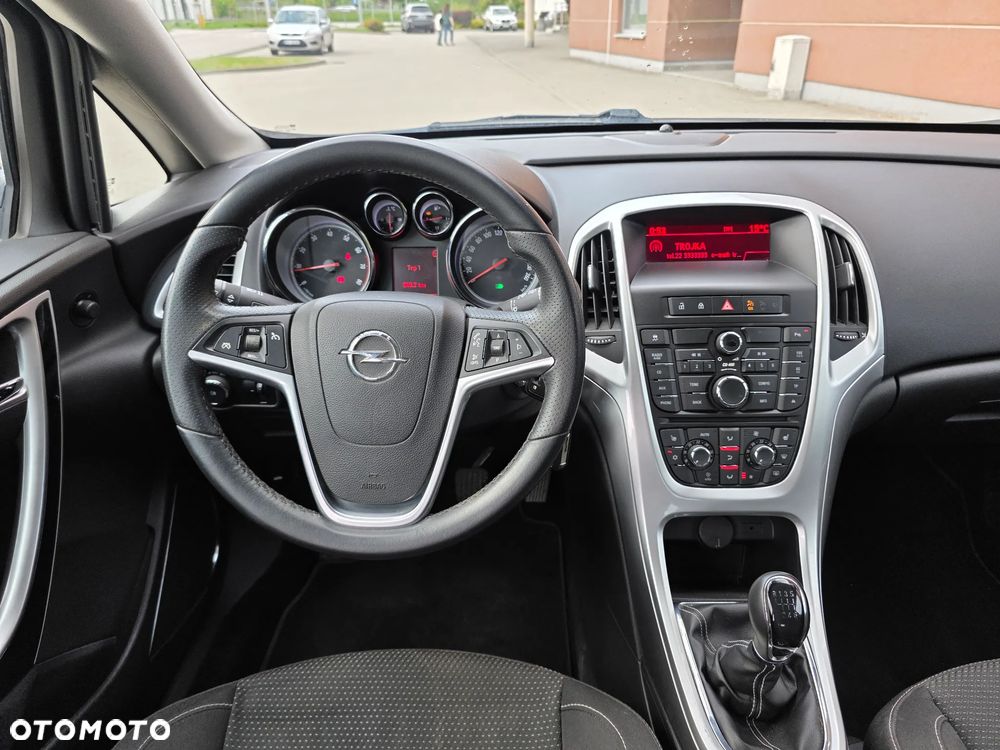 Opel Astra 1.4 Turbo Cosmo - 22