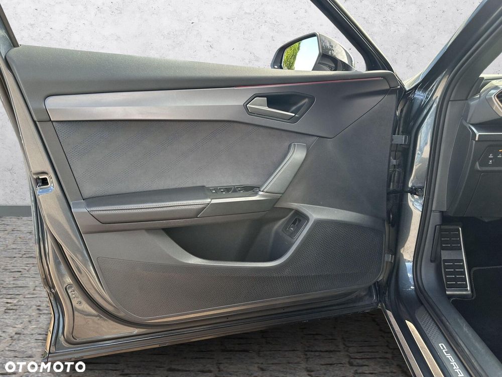 Cupra Formentor 1.5 eTSI mHEV DSG - 11