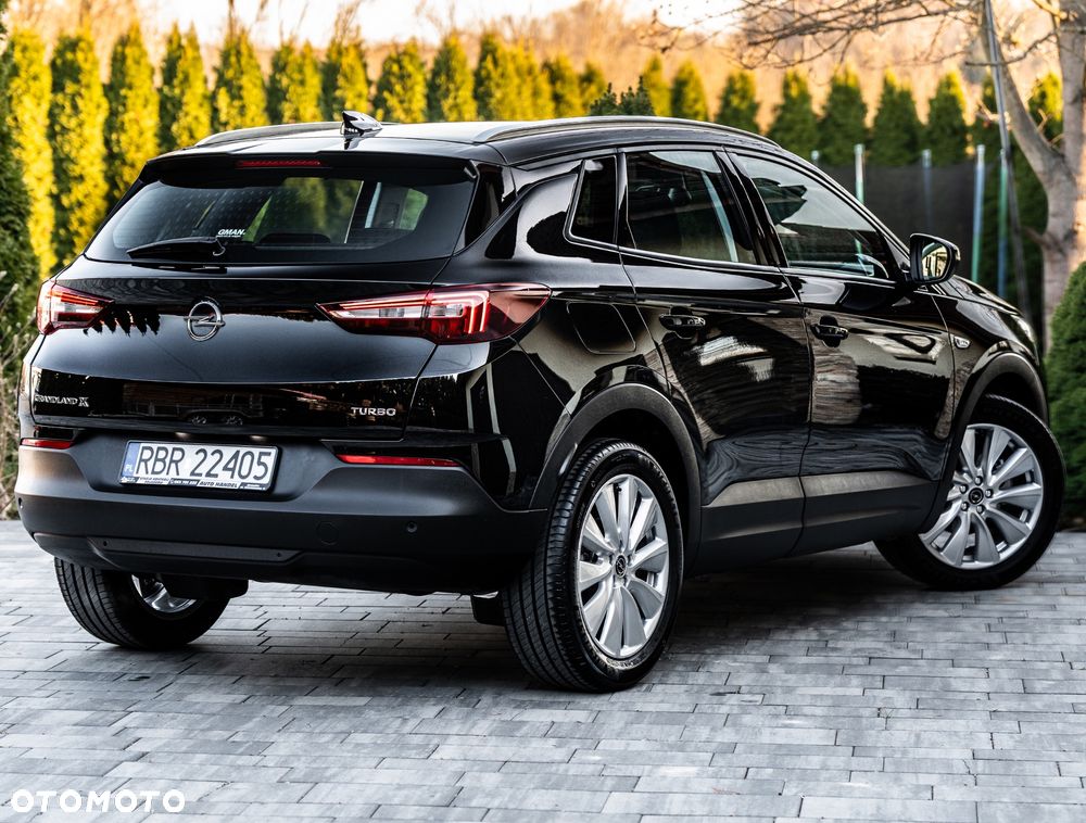 Opel Grandland X 1.2 Start/Stop Business Edition - 4