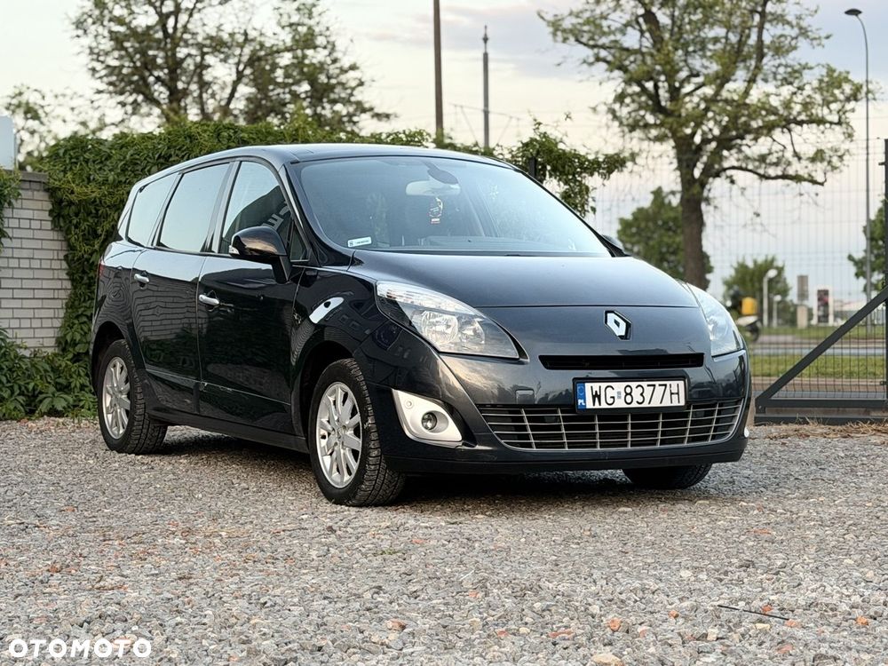 Renault Scenic - 1