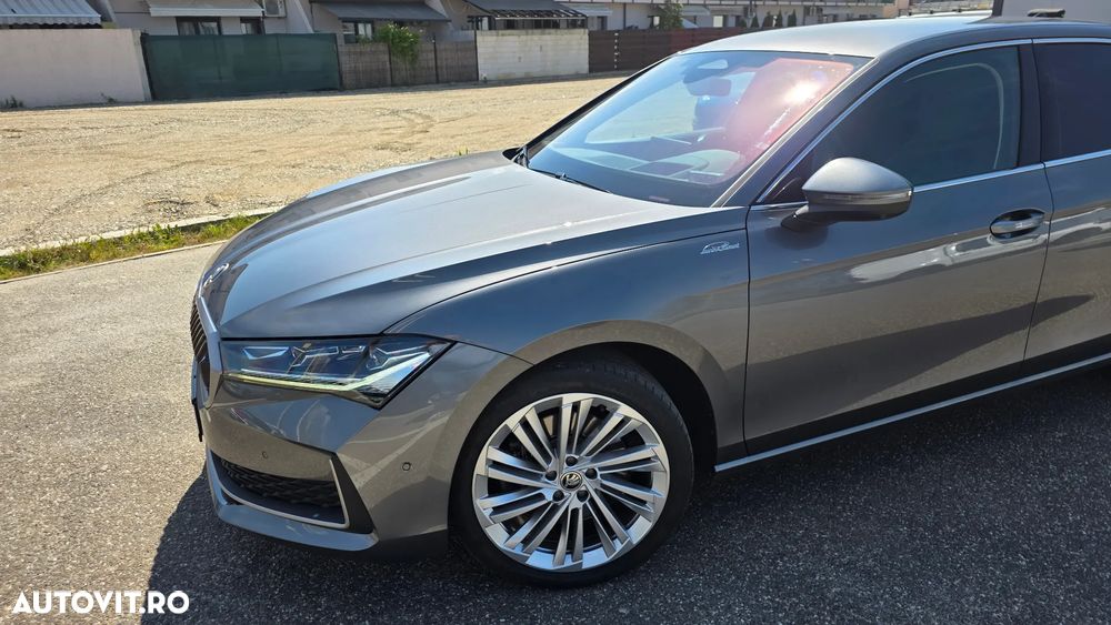 Skoda Superb 2.0 TDI 4X4 DSG Laurin & Klement - 2