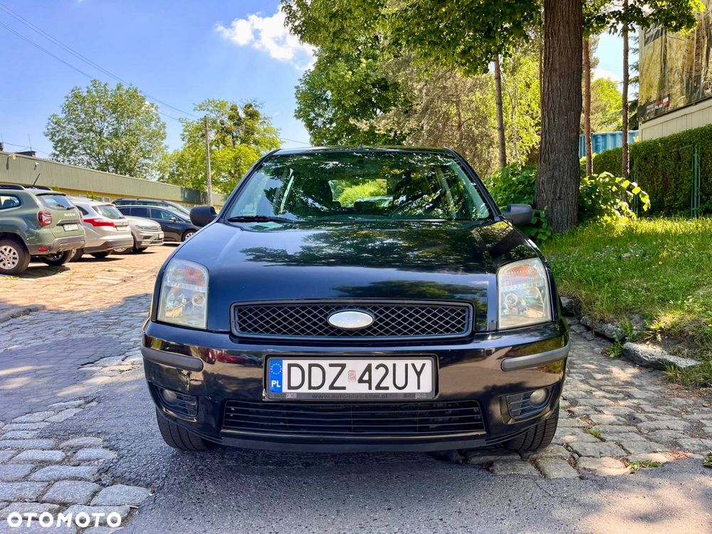Ford Fusion - 2