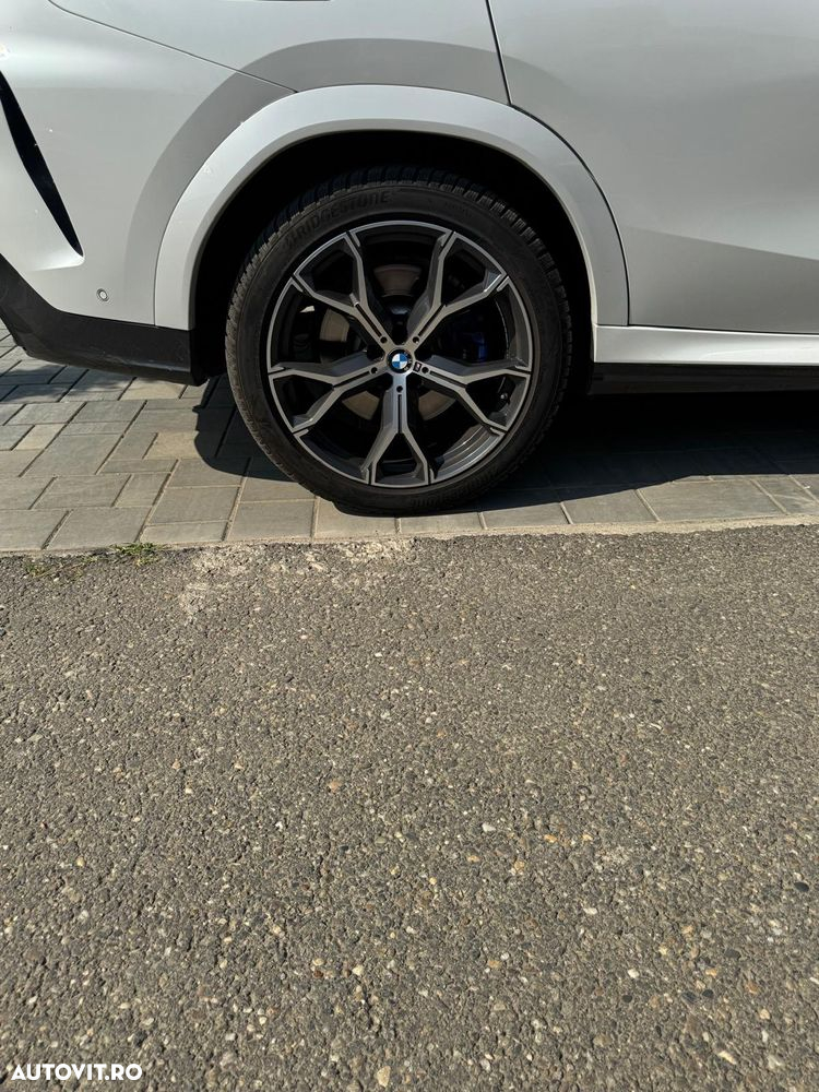 BMW X6 M M50i - 8
