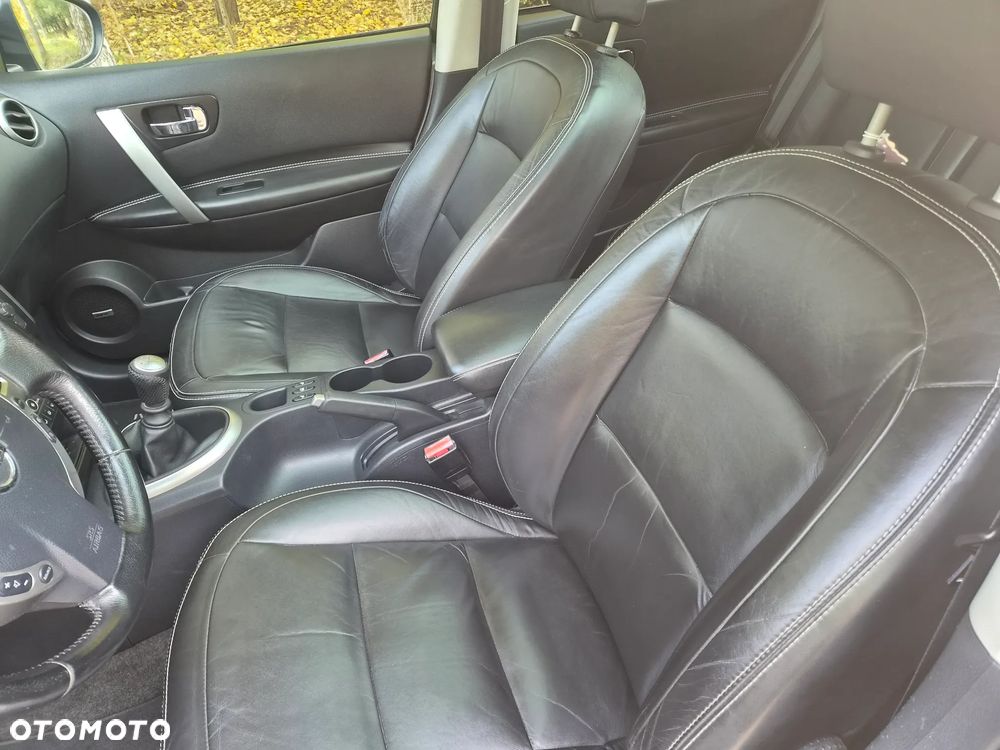 Nissan Qashqai - 10