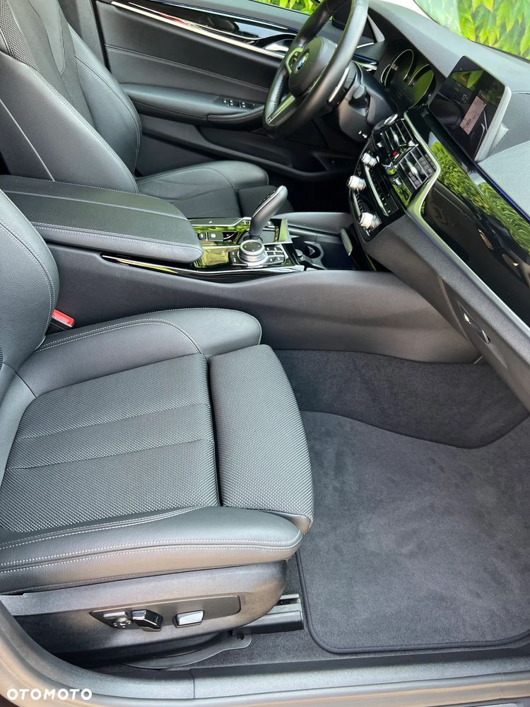 BMW Seria 5 - 13