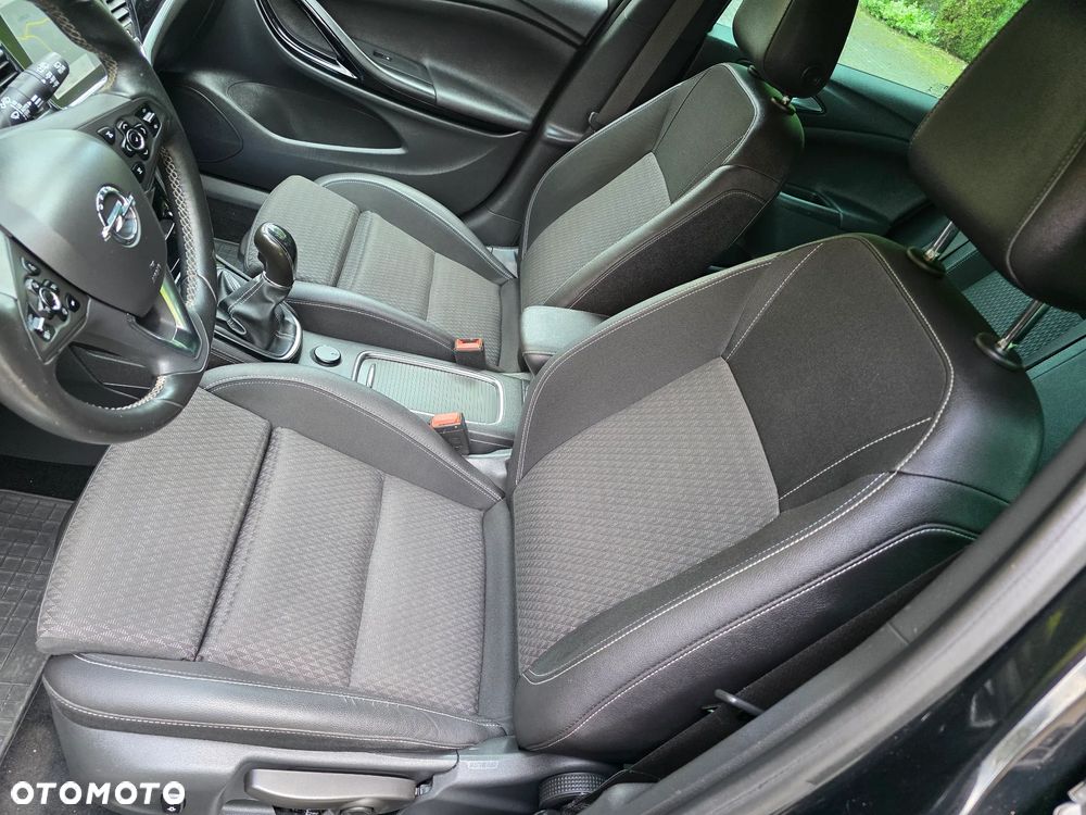 Opel Astra 1.6 D (CDTI) Start/Stop Edition - 11