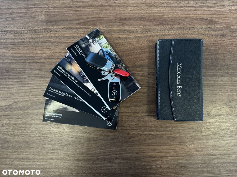 Mercedes-Benz Klasa E - 28