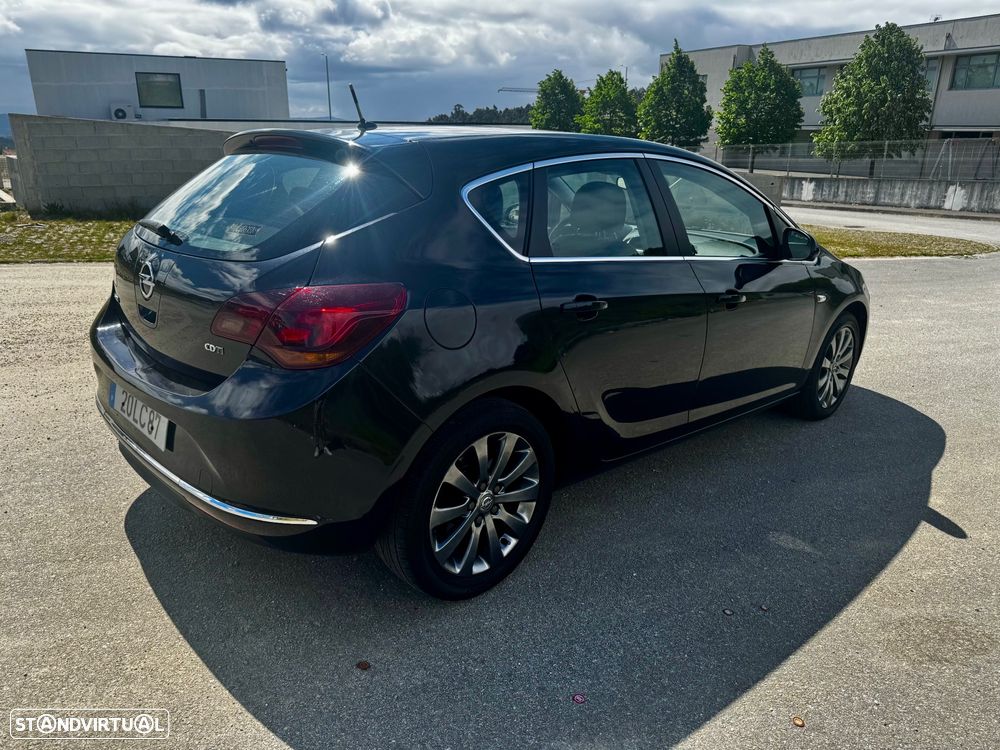 Opel Astra 1.7 CDTI Cosmo - 3