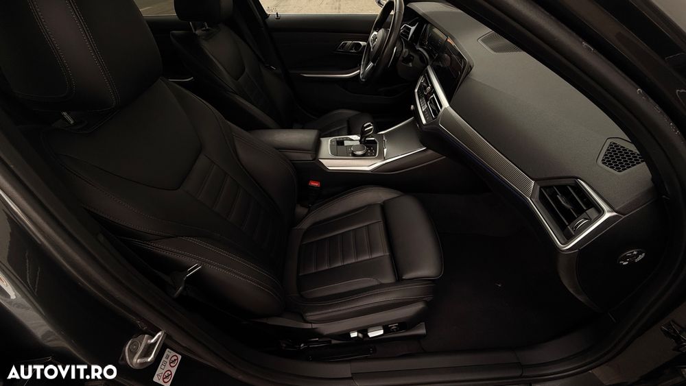 BMW Seria 3 330i AT - 19