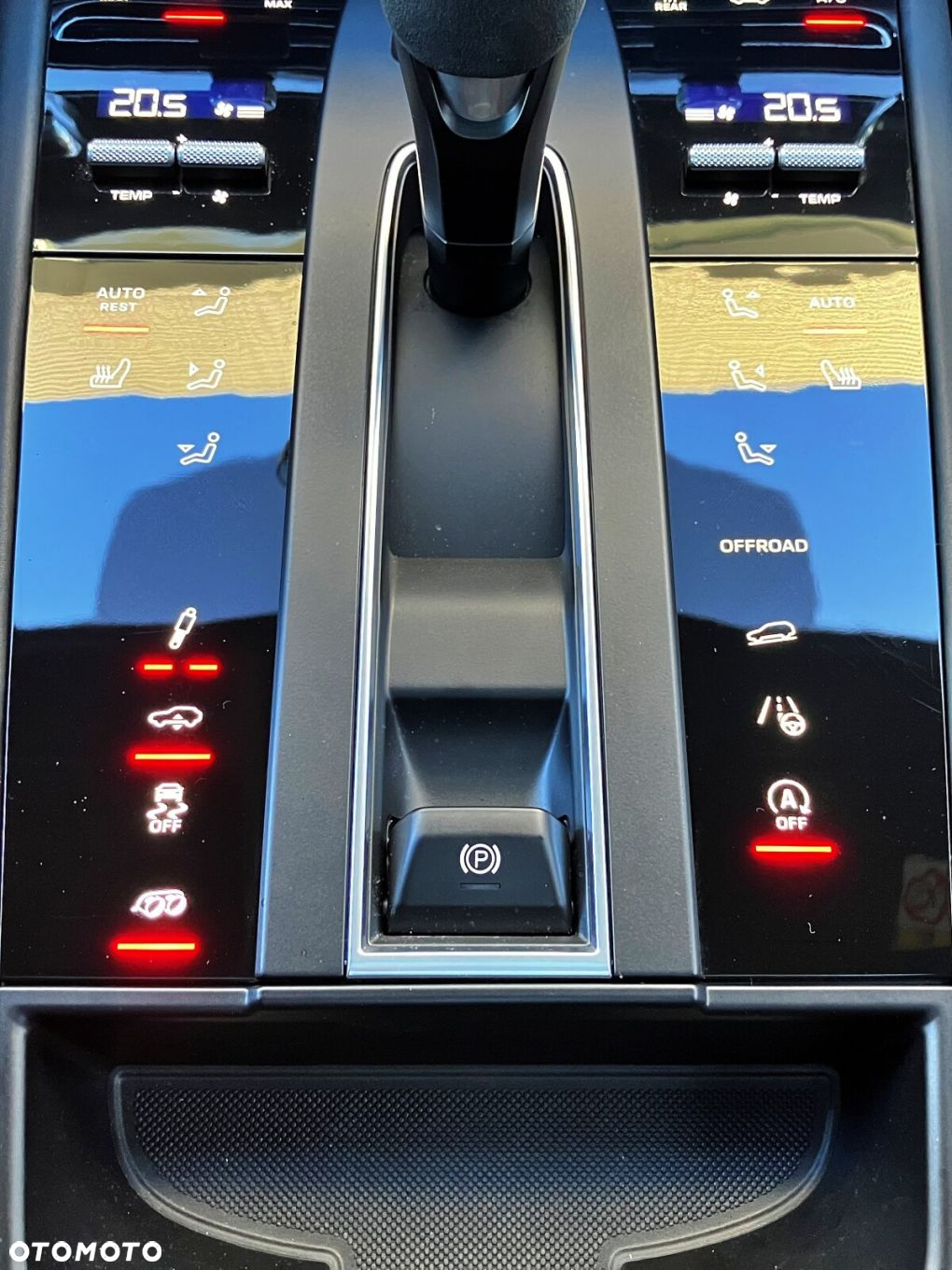 Porsche Macan - 34