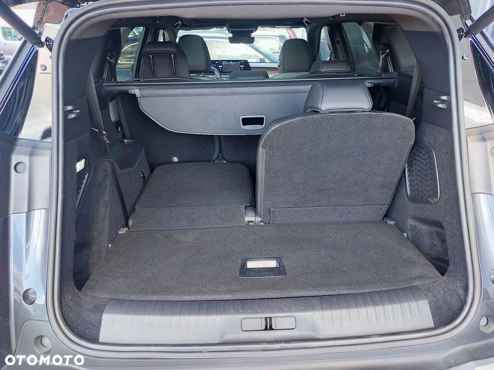 Peugeot 5008 - 8