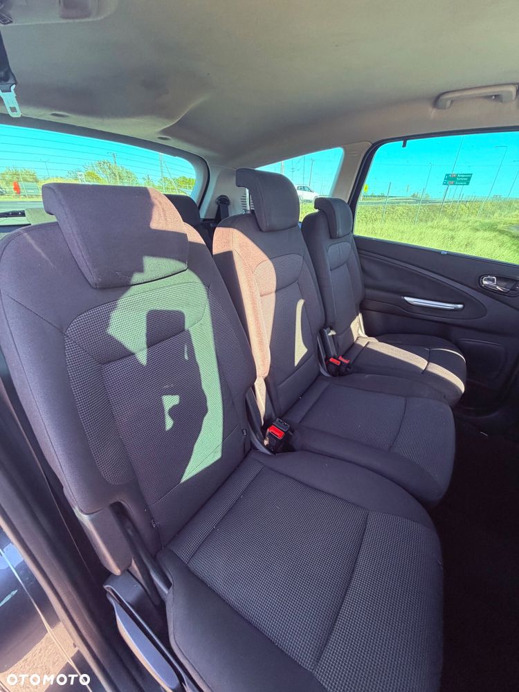 Ford S-Max 2.0 TDCi DPF Titanium - 6