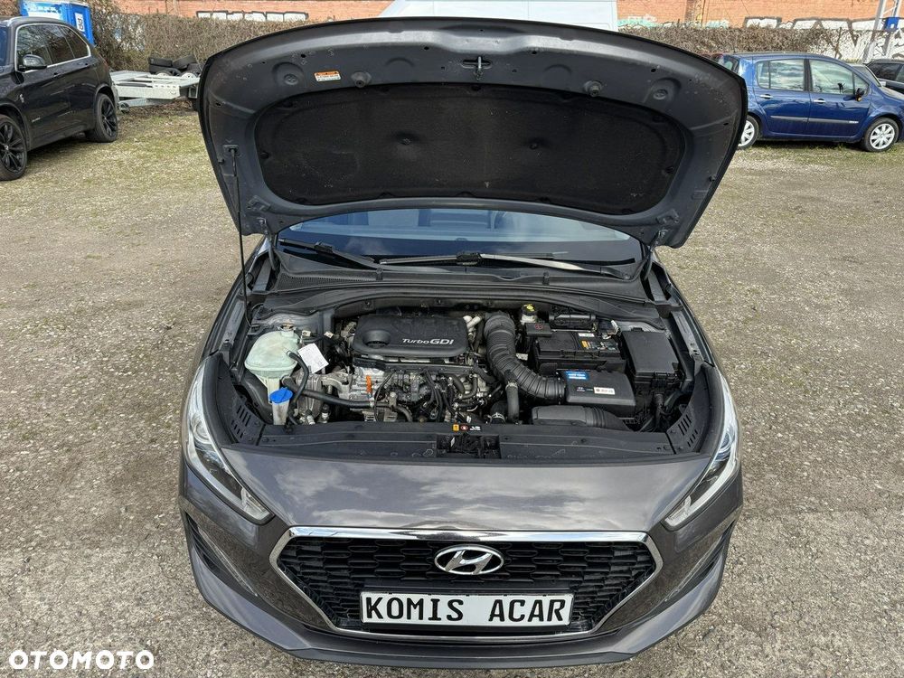 Hyundai i30 - 10